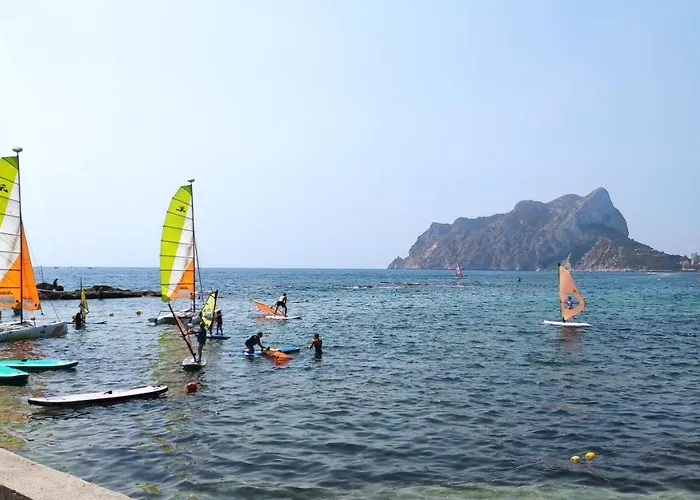 Bahia De Les Bassetes *