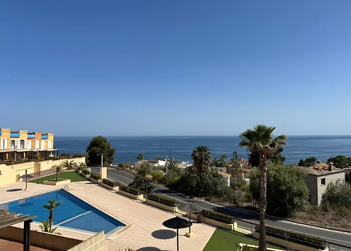 Bahia De Les Bassetes *