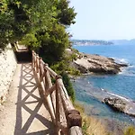 Bahia De Les Bassetes *