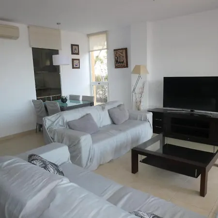 Bahia De Les Bassetes *