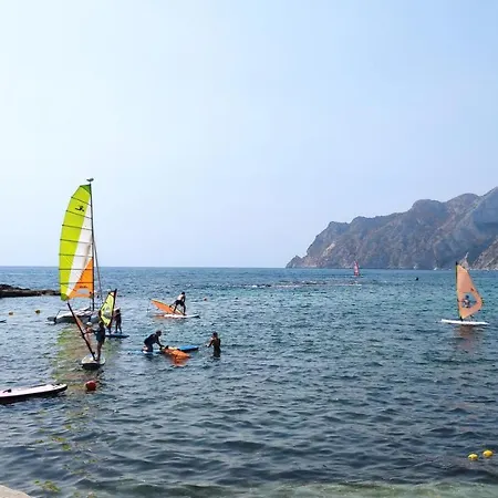 Bahia De Les Bassetes *