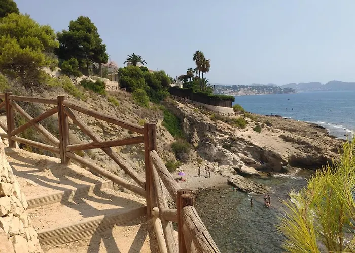 Bahia De Les Bassetes